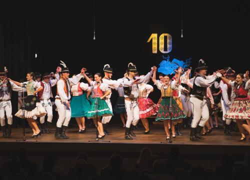 ŽIVOT (10. Výročie FS Lipovec)