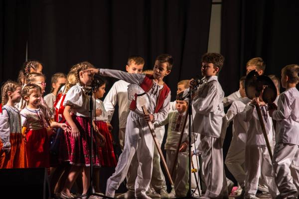 N. Hrušov - jak se zalubil princ – FS Lipovec, zdjęcie 5