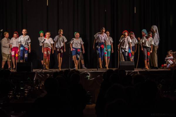 N. Hrušov - jak se zalubil princ – FS Lipovec, zdjęcie 12