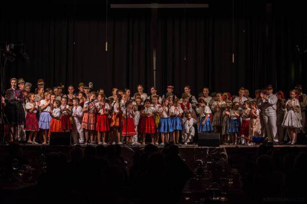 N. Hrušov - jak se zalubil princ – FS Lipovec, zdjęcie 22